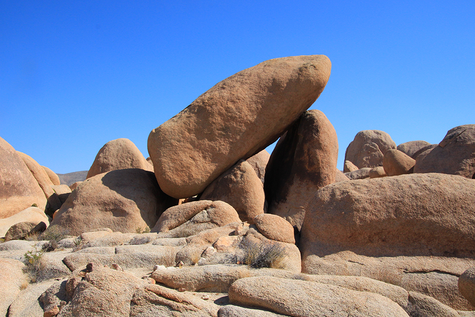 Arch Rock Trail