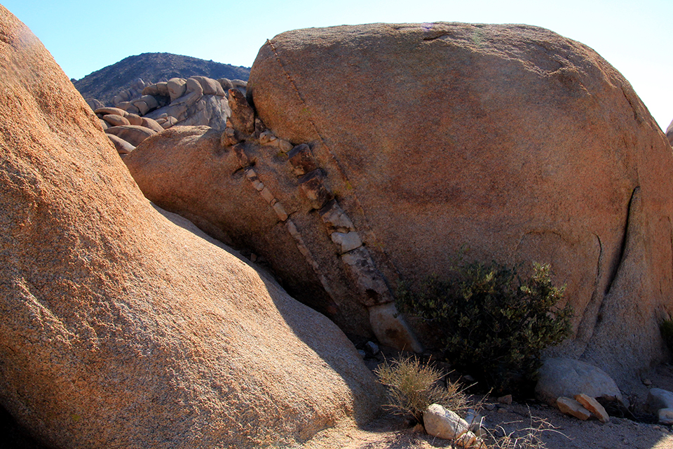 Arch Rock Trail