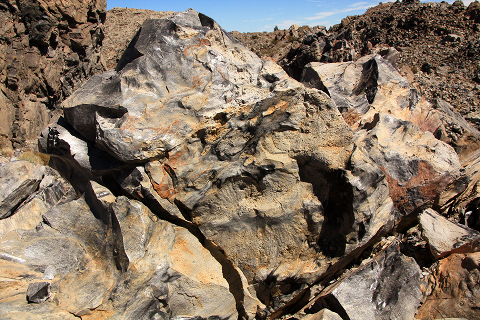 Panum Crater Trail