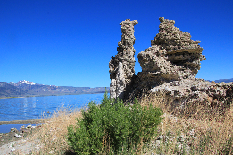 South Tufa Trail