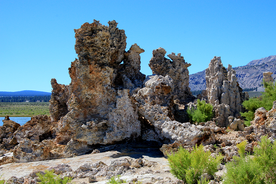 South Tufa Trail