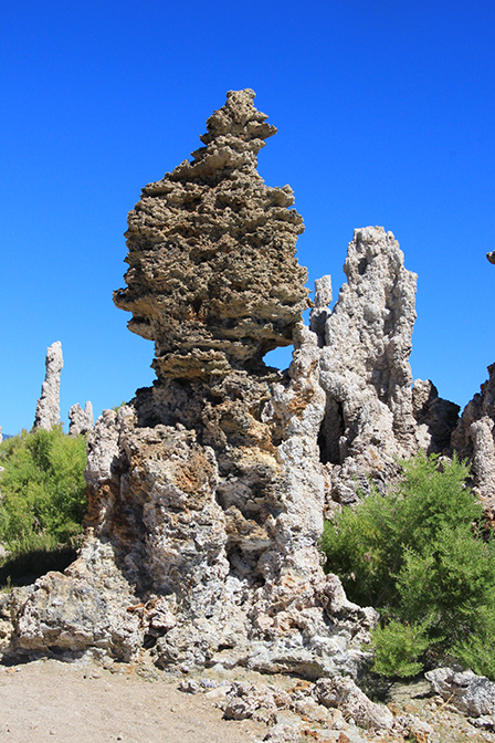 South Tufa Trail