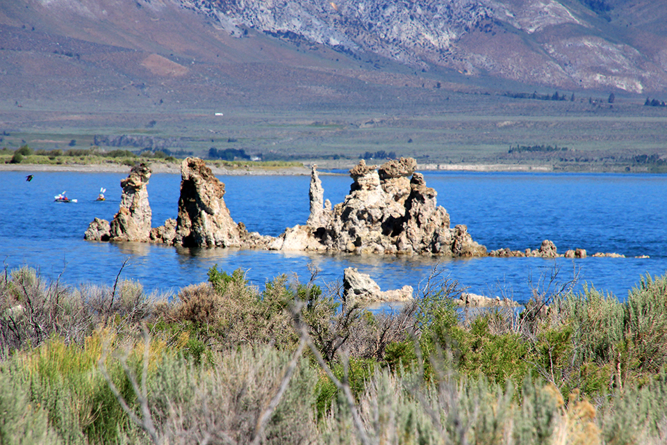 South Tufa Trail